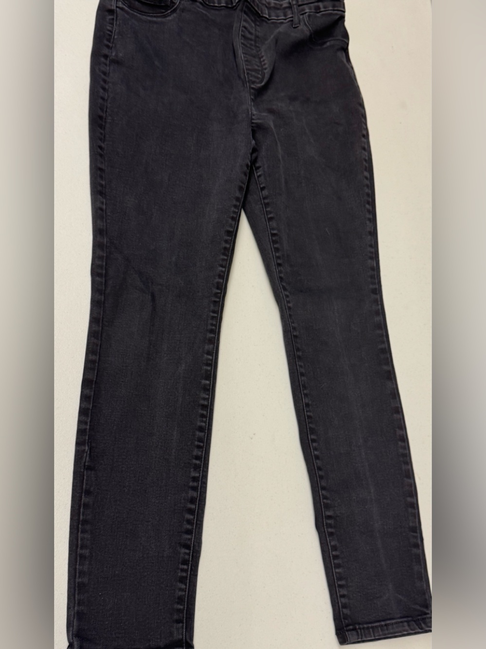 Time and Tru Woman’s Black Skinny Jeans size L 12/14